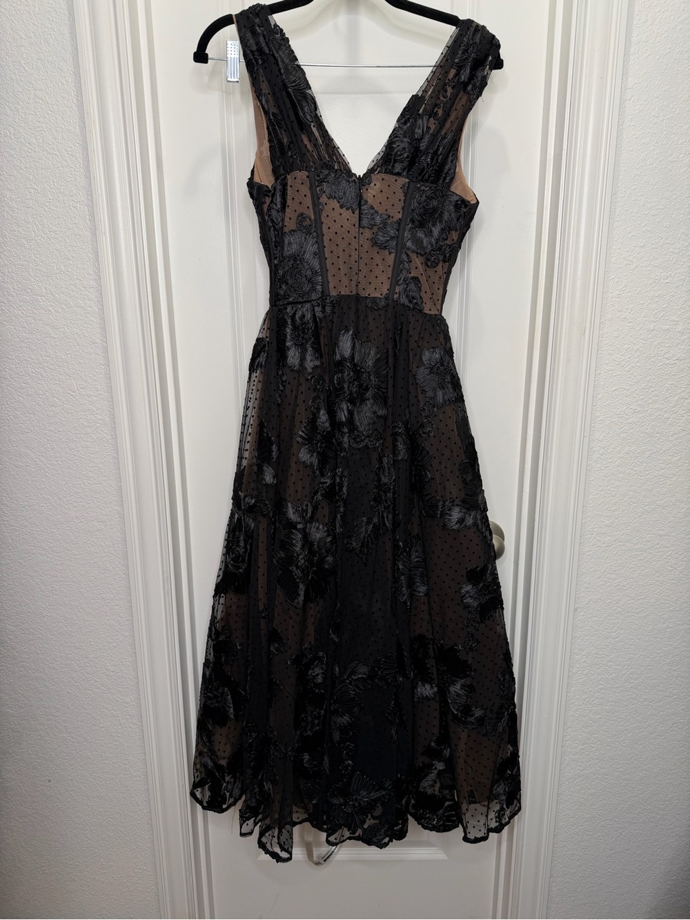 House of CB Sianna Black Embroidered Tulle Corset Midi Dress NWT Size Small - Picture 9 of 11